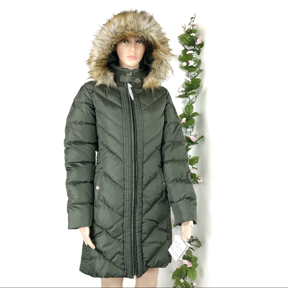 Larry Levine Women ‘s Faux Fur Hood Coat Small - Picture 1 of 8